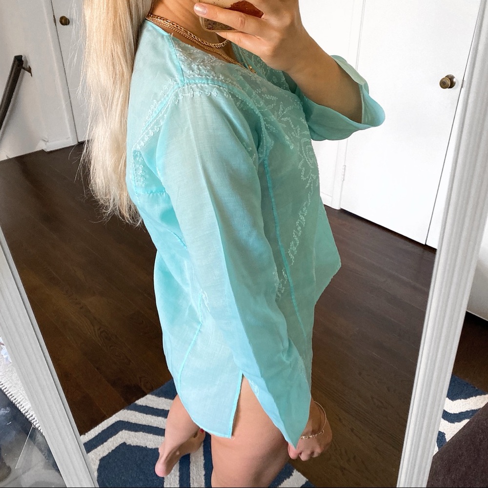 🐚 AQUA BLUE WHITE EMBROIDERED BEACH COVERUP! - Picture 4 of 13